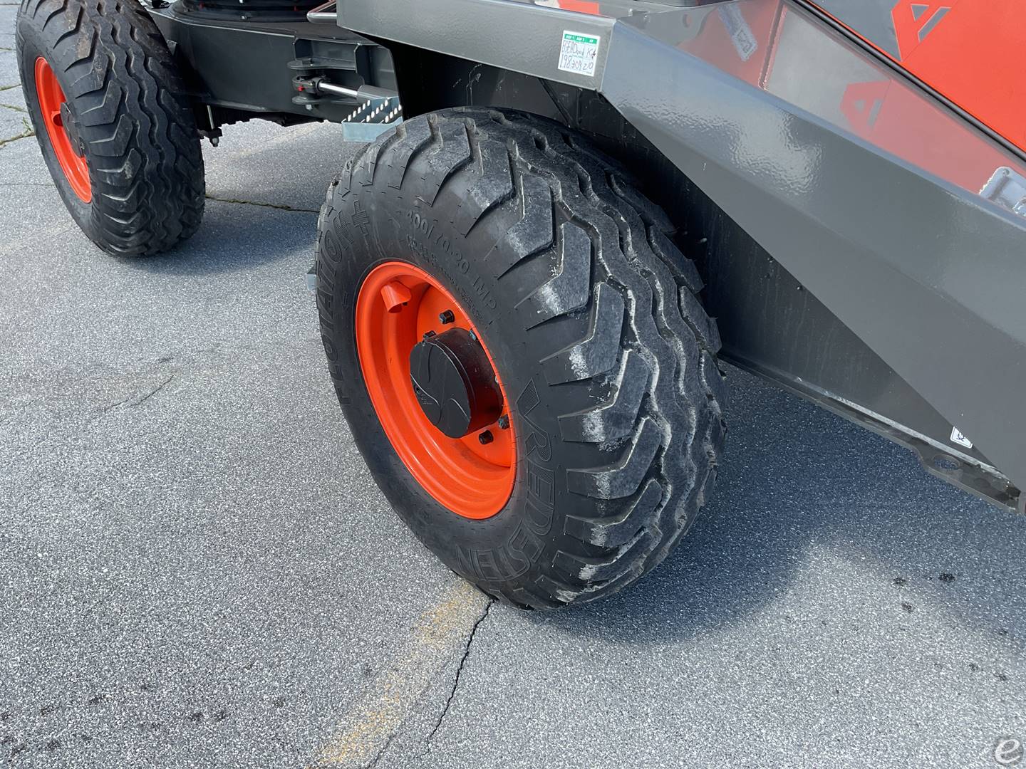 2026 JLG D601AHG