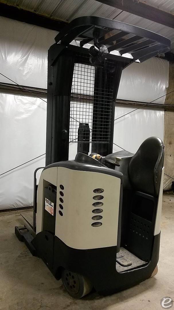 2001 Crown RR5020-35 Electric Reach...