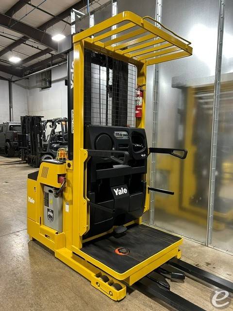 2019 Yale OS030EFN24TE095