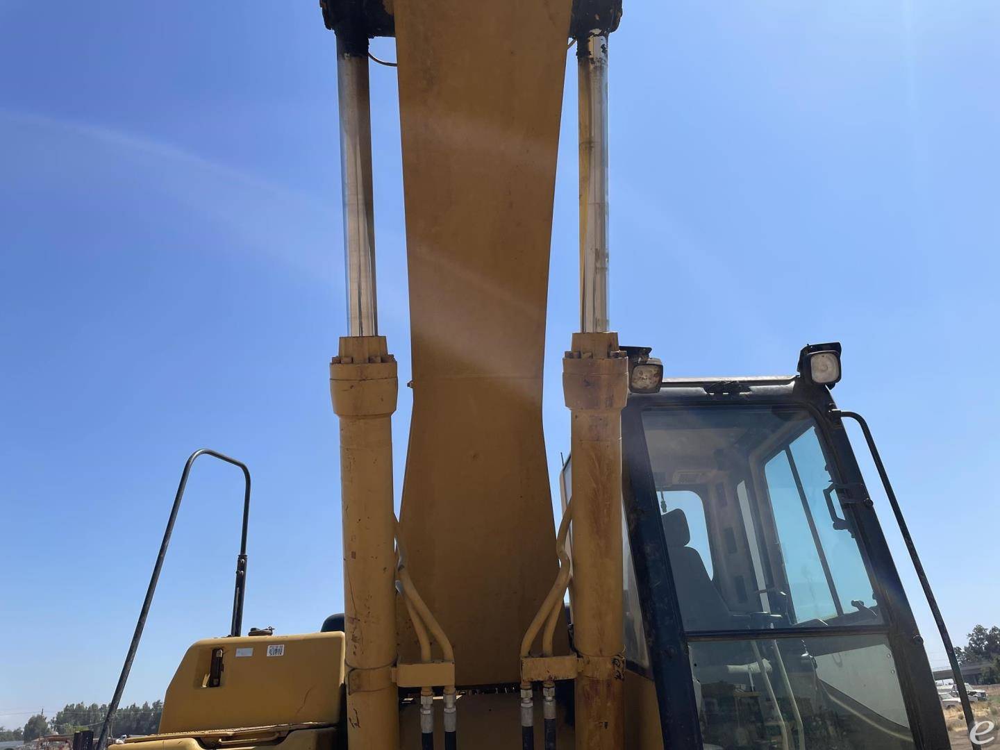 1997 Cat 330BL