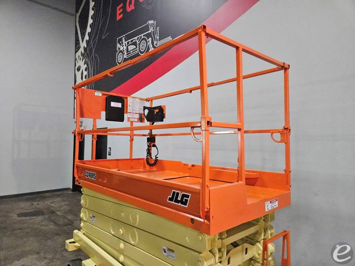2014 JLG 3248RS