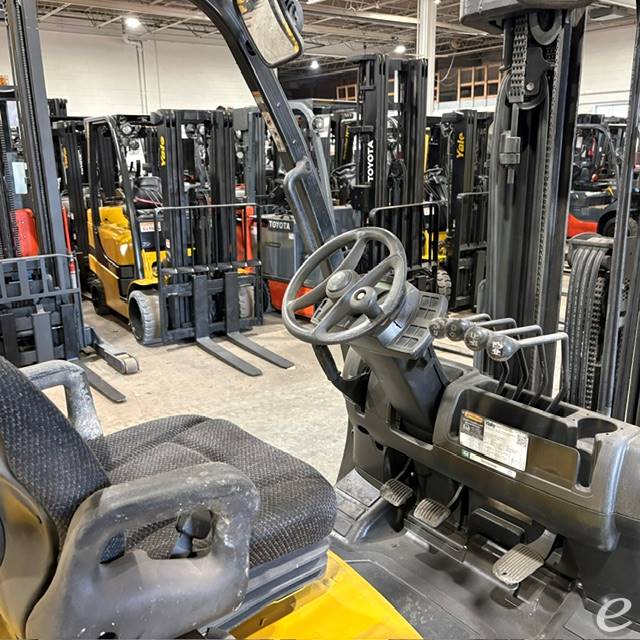 2020 Yale GLP060VX