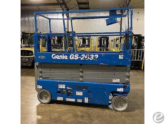 2015 Genie GS-2632 Electric Scissor Lift - 123Forklift