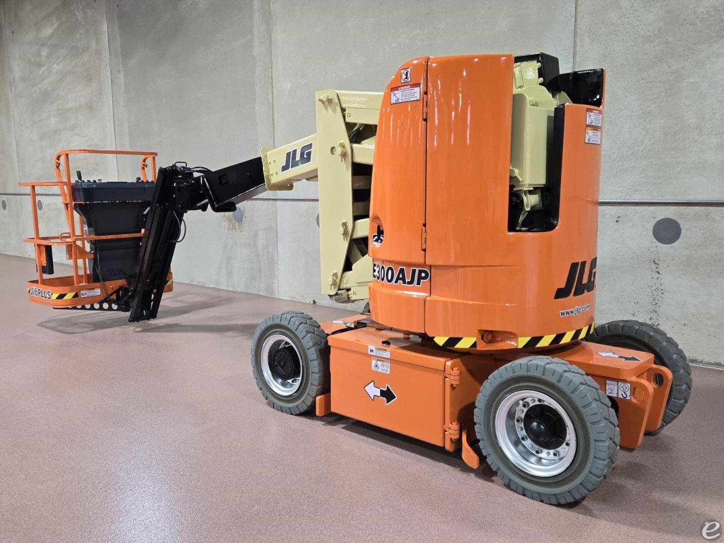 2014 JLG E300AJP Electric Boom Lift - 123Forklift