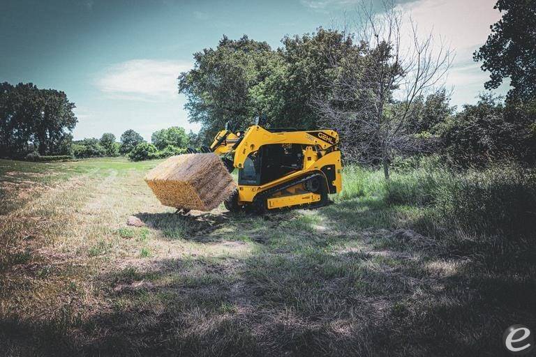 2026 Gehl VT320