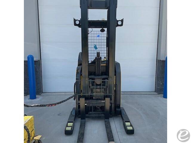 2018 Yale NR035DB Electric Reach Truck - 123Forklift