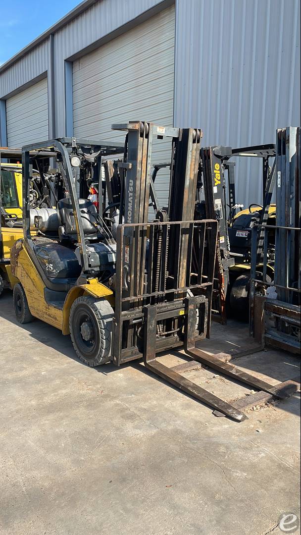 2018 Komatsu FG25T-16 LP Gas Forkli...