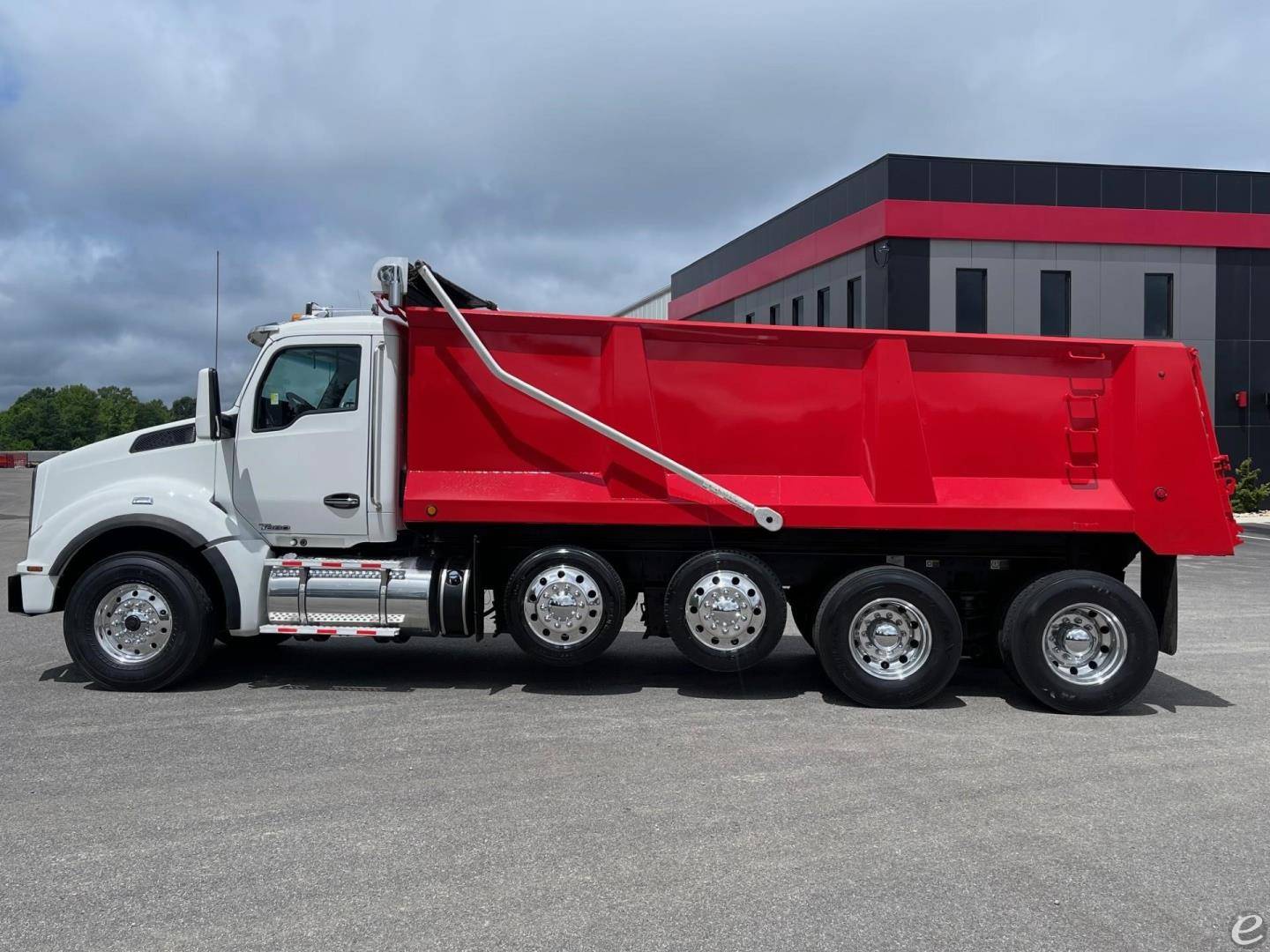 2019 Kenworth T880