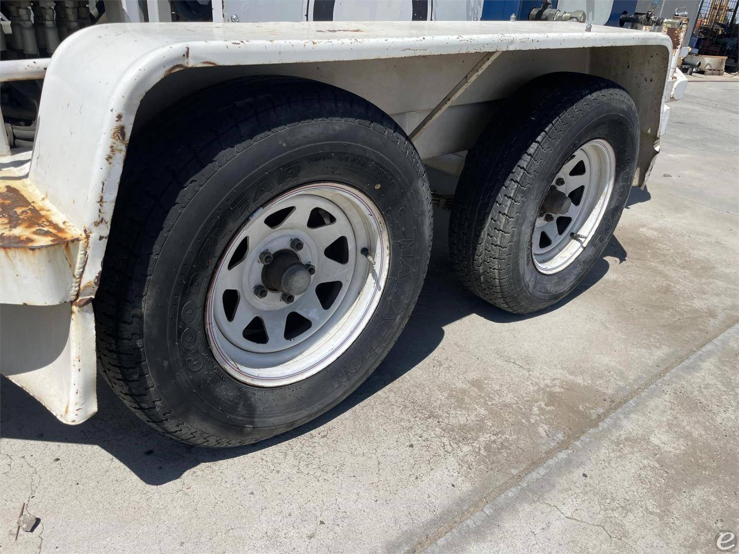 1997 UDH70T