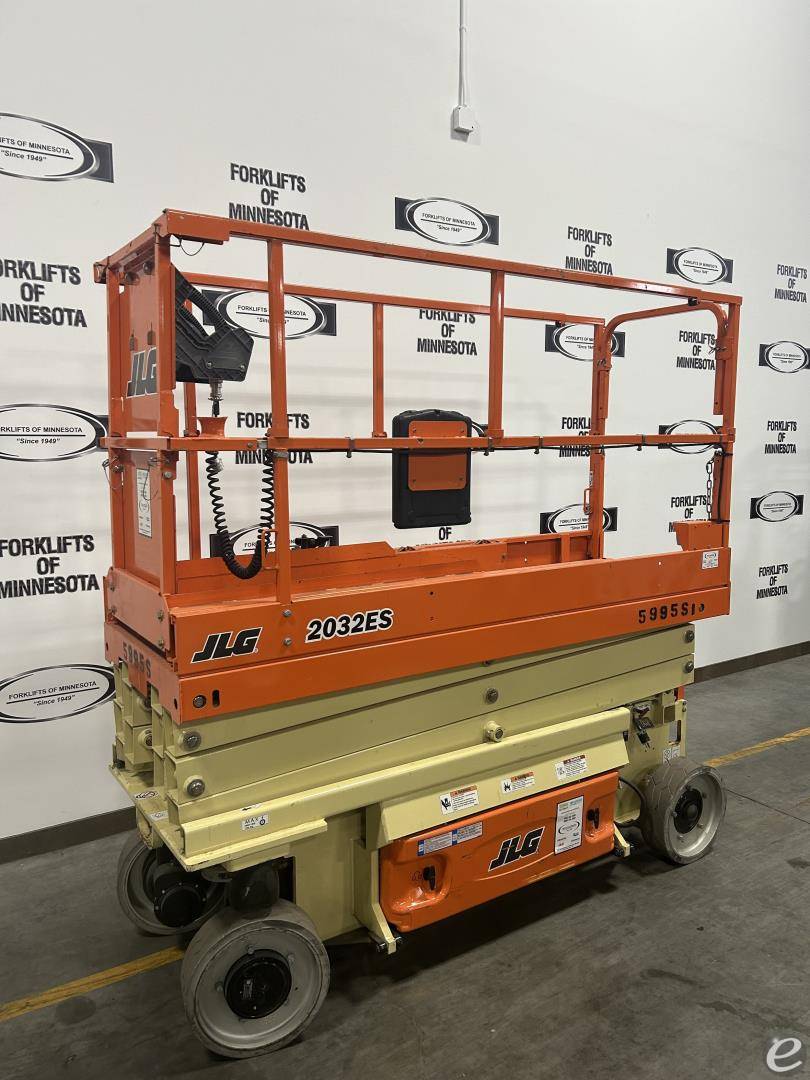 2021 JLG 2032ES