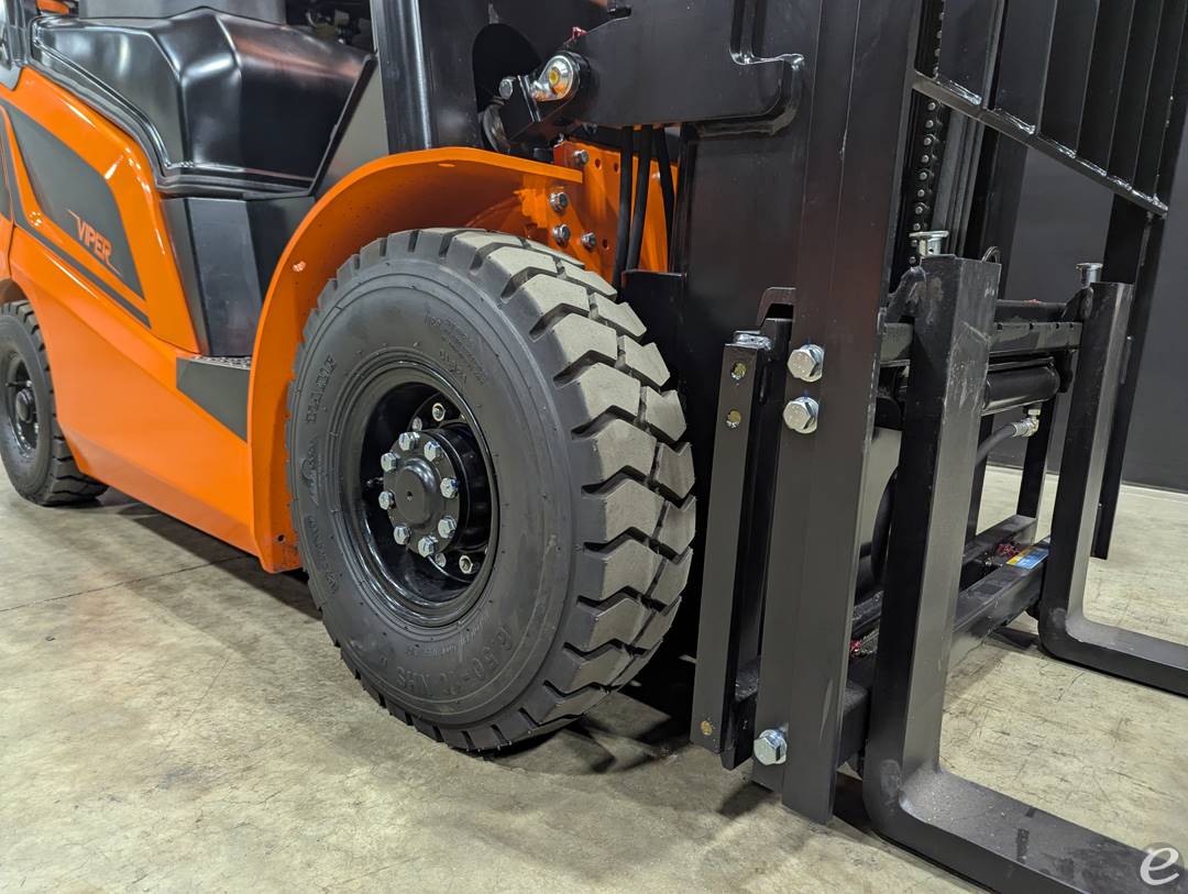 2026 Viper Lift Trucks FY18