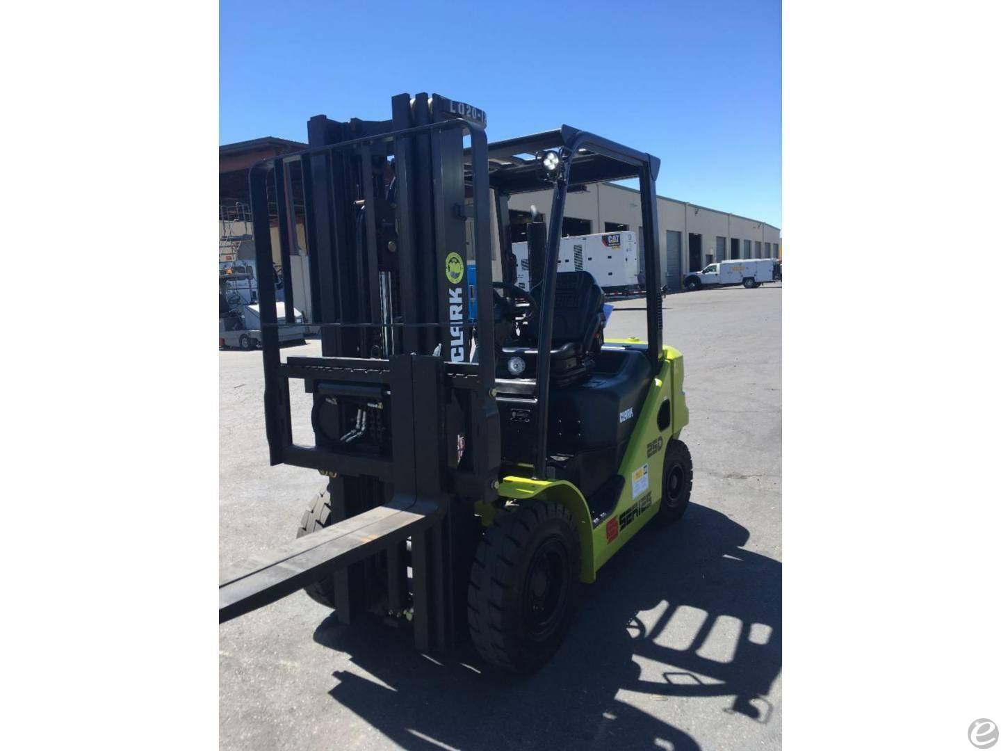 2020 Clark S25D