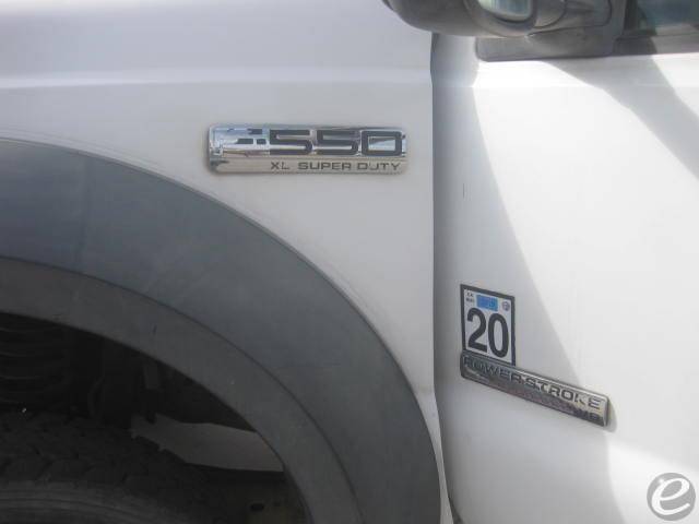 2006 Ford F550