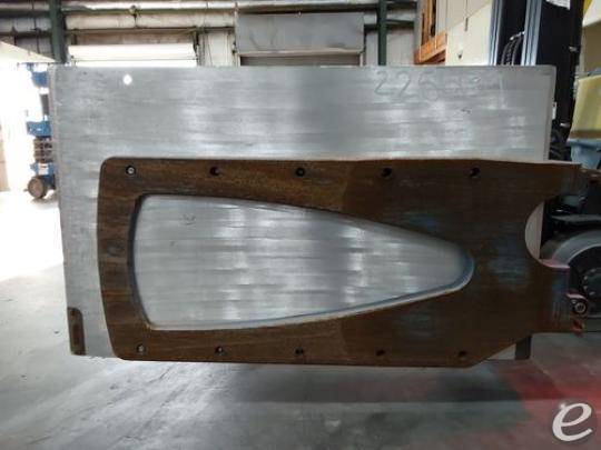 2019 Rightline LGM072