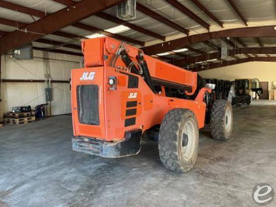 2016 JLG 10054