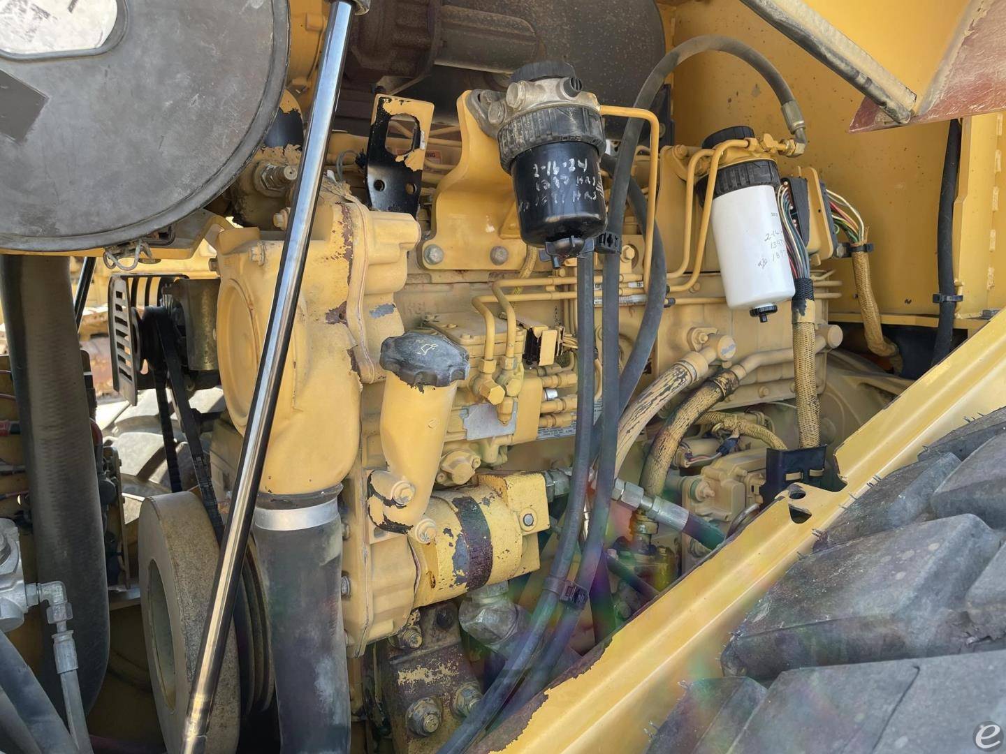 2003 Cat CS-563E