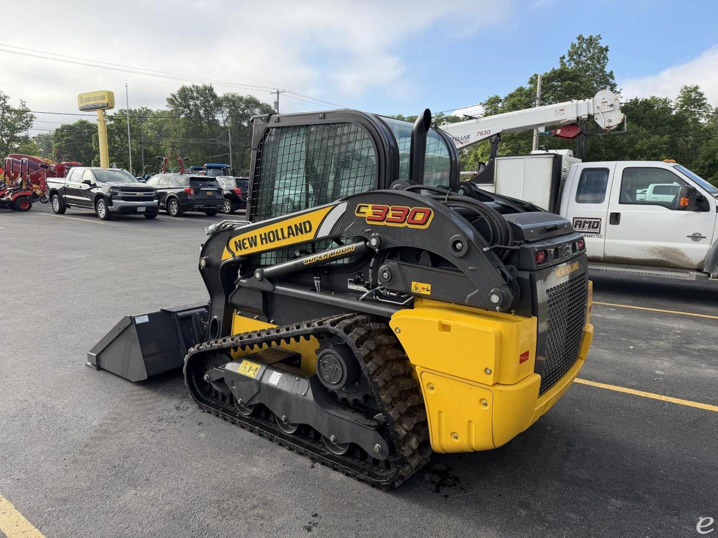 2026 New Holland C330