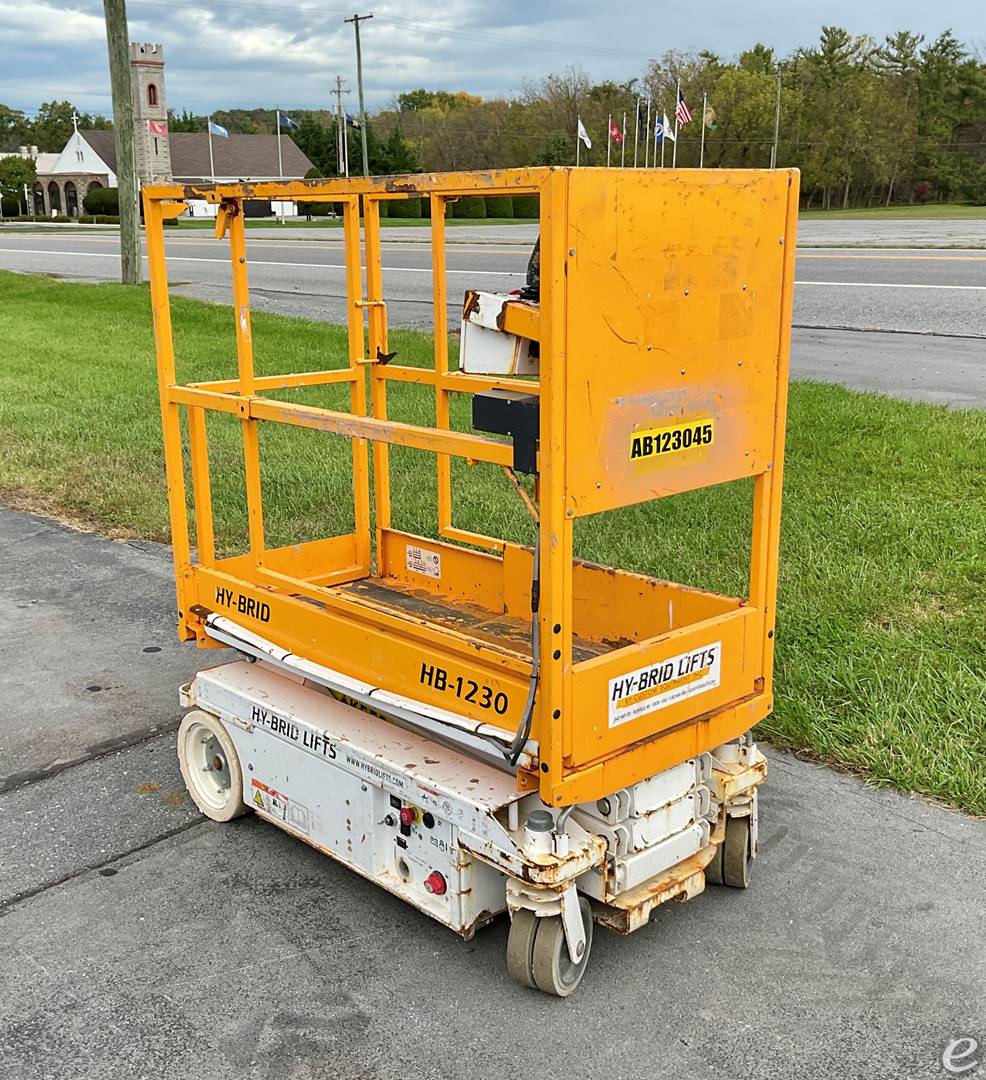 2016 Hy-Brid Lifts HB1230S3