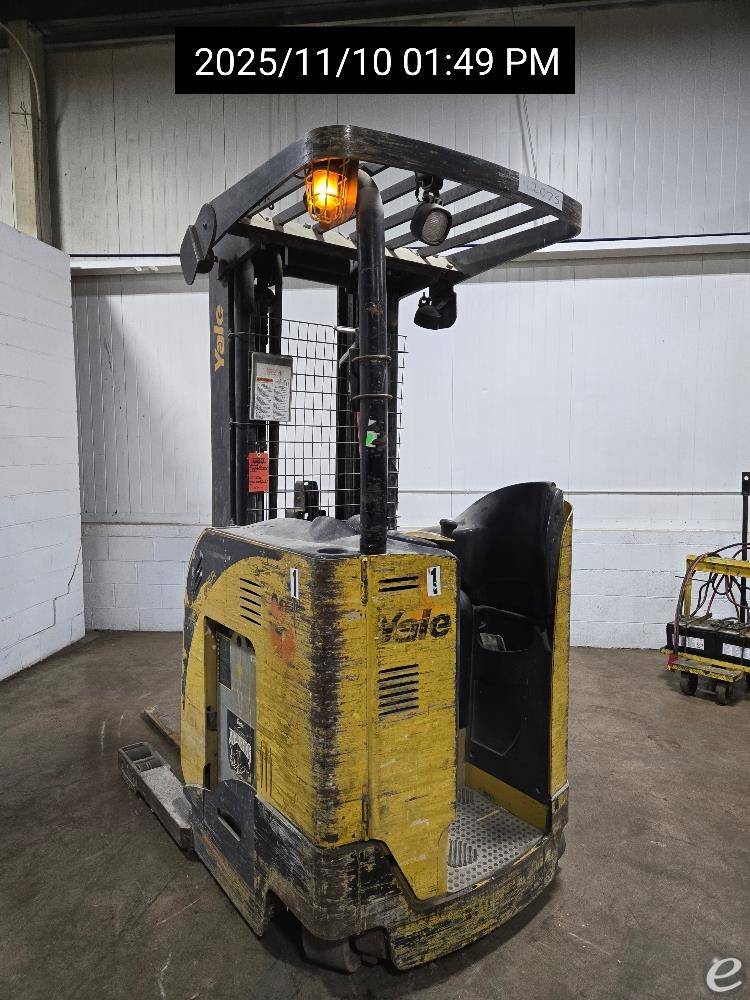 2018 Yale NR045EB