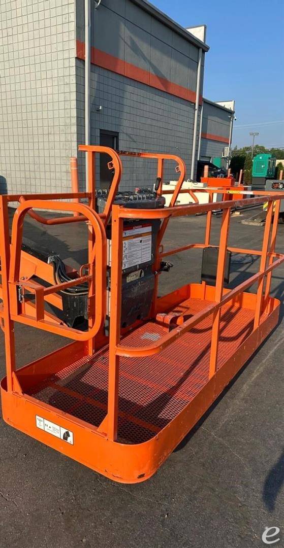 2015 JLG 660SJ