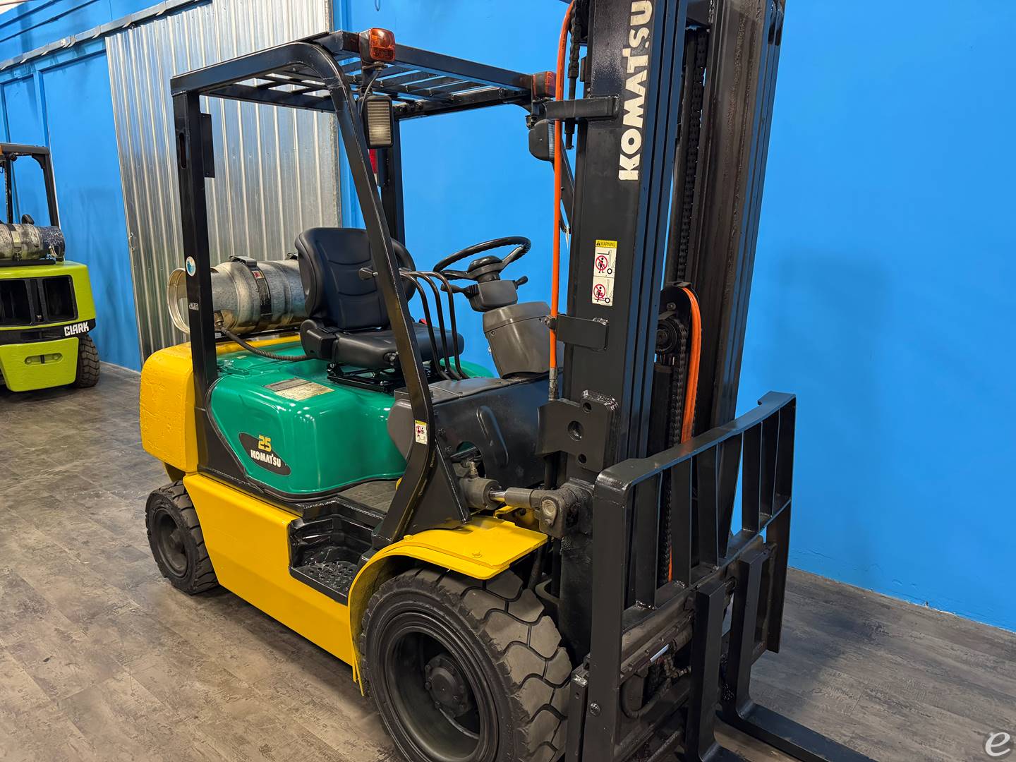 2005 Komatsu FG25T-14