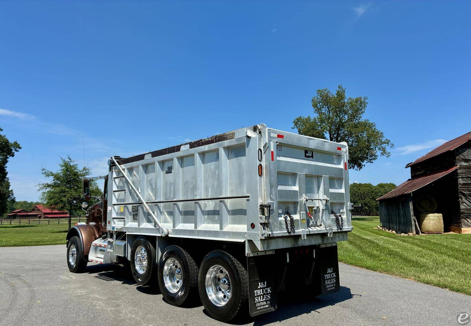 2019 Peterbilt 365