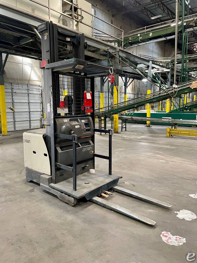 2013 Electric Crown SP352030 Electric Order Picker