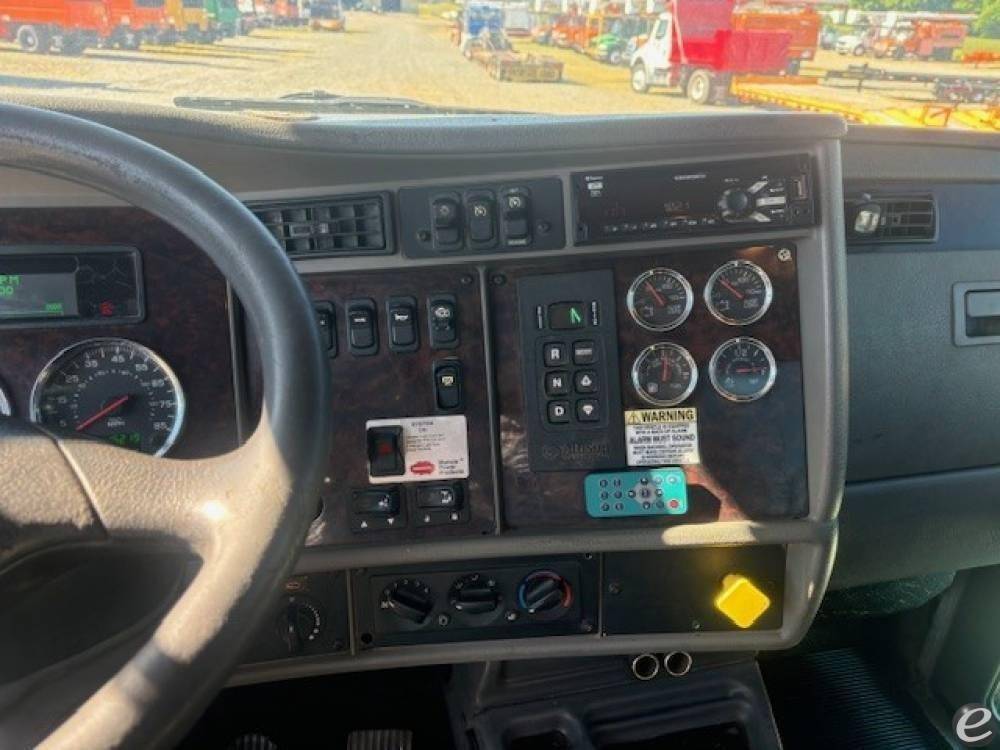 2017 Kenworth T270