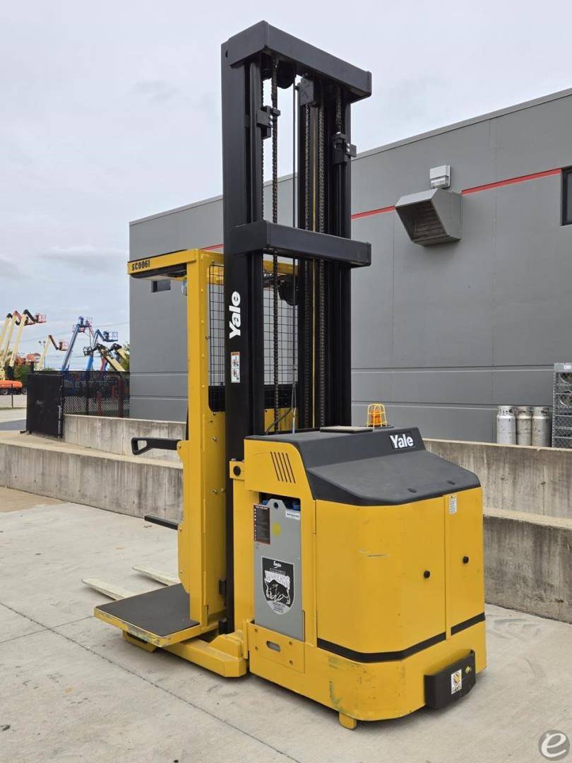 2018 Yale OS030BF Electric Order Picker - 123Forklift