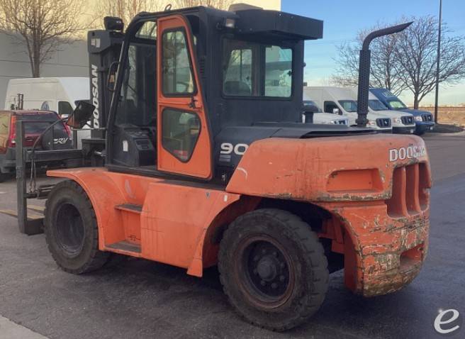 2011 Doosan D90S-5