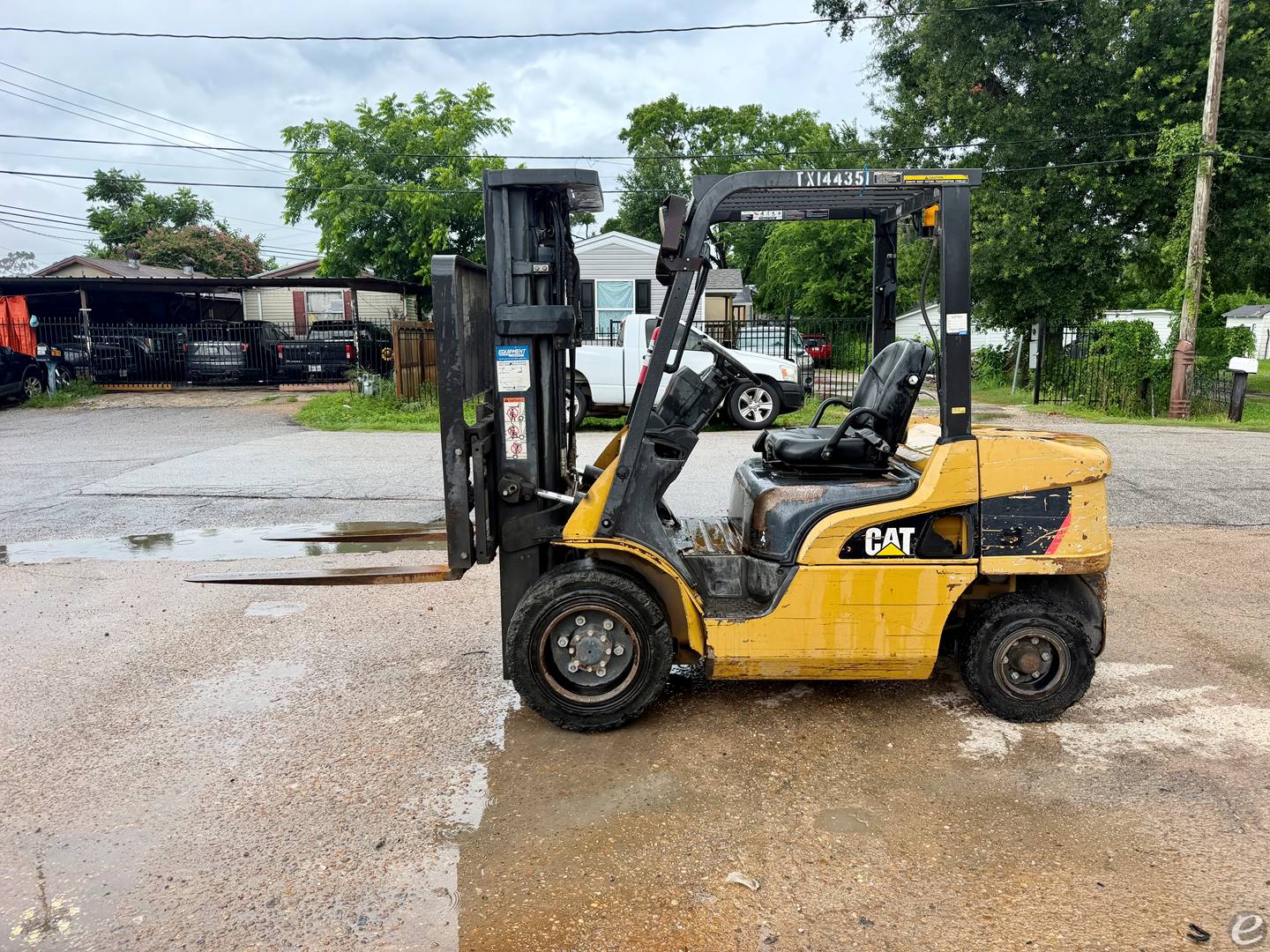 2015 Cat DP30N