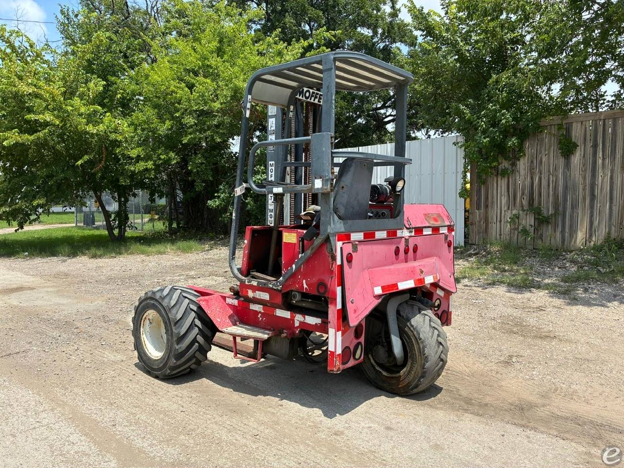 2002 Moffett M5500