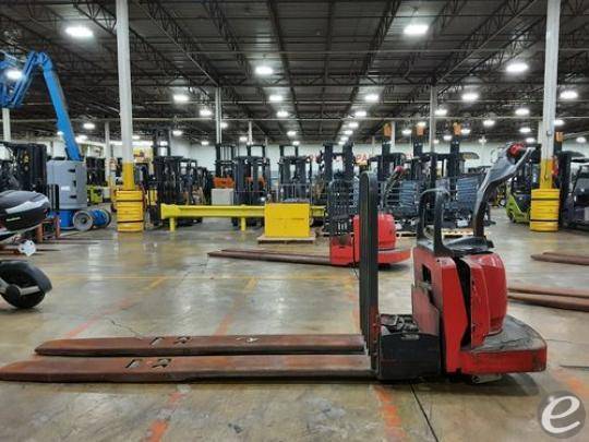 2007 Raymond 8400 Electric Forklift - 123Forklift