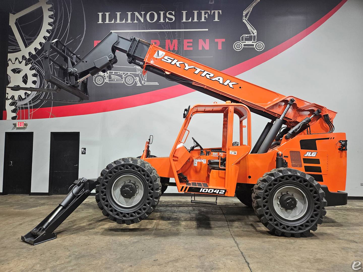 2017 Skytrak 10042