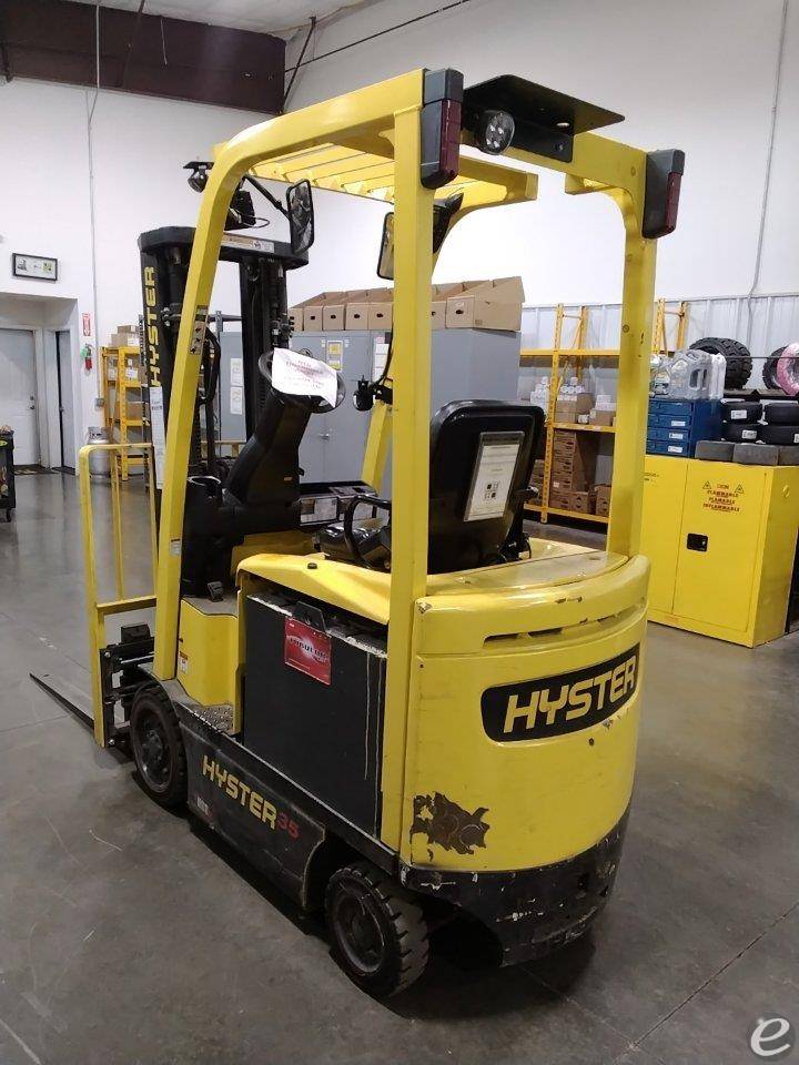 2020 Hyster E35XN