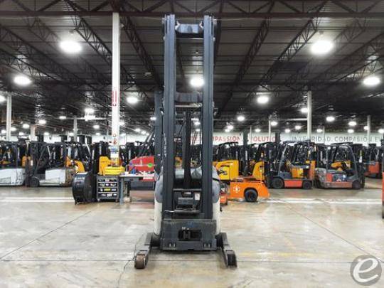 2010 Crown RR5725-45 Electric Reach Truck - 123Forklift