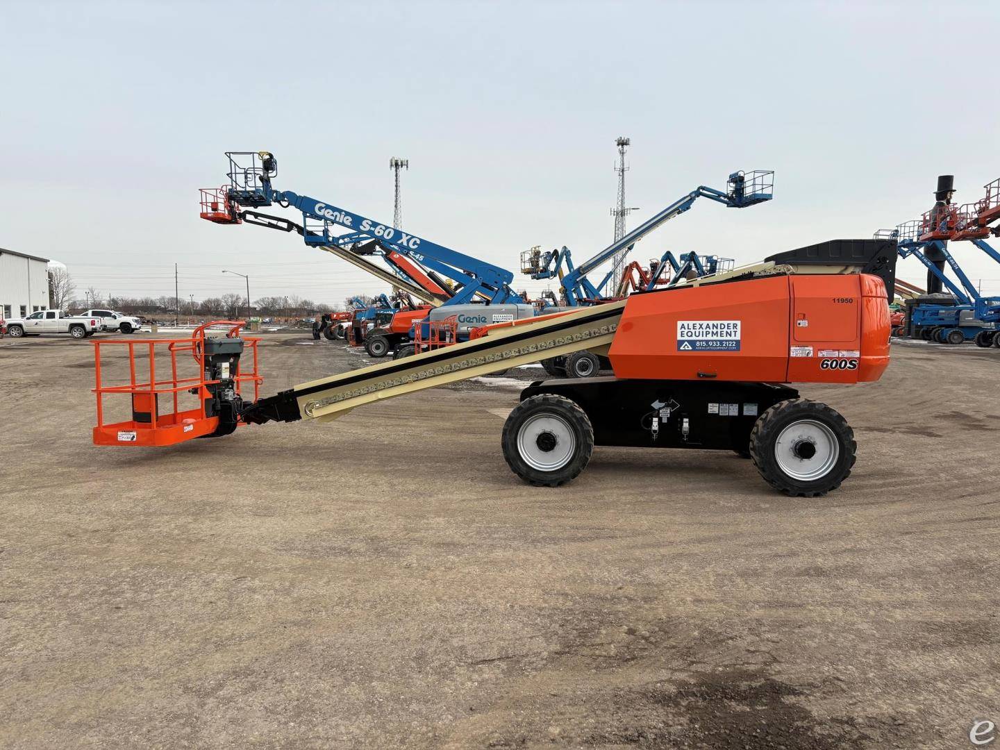 2016 JLG 600S