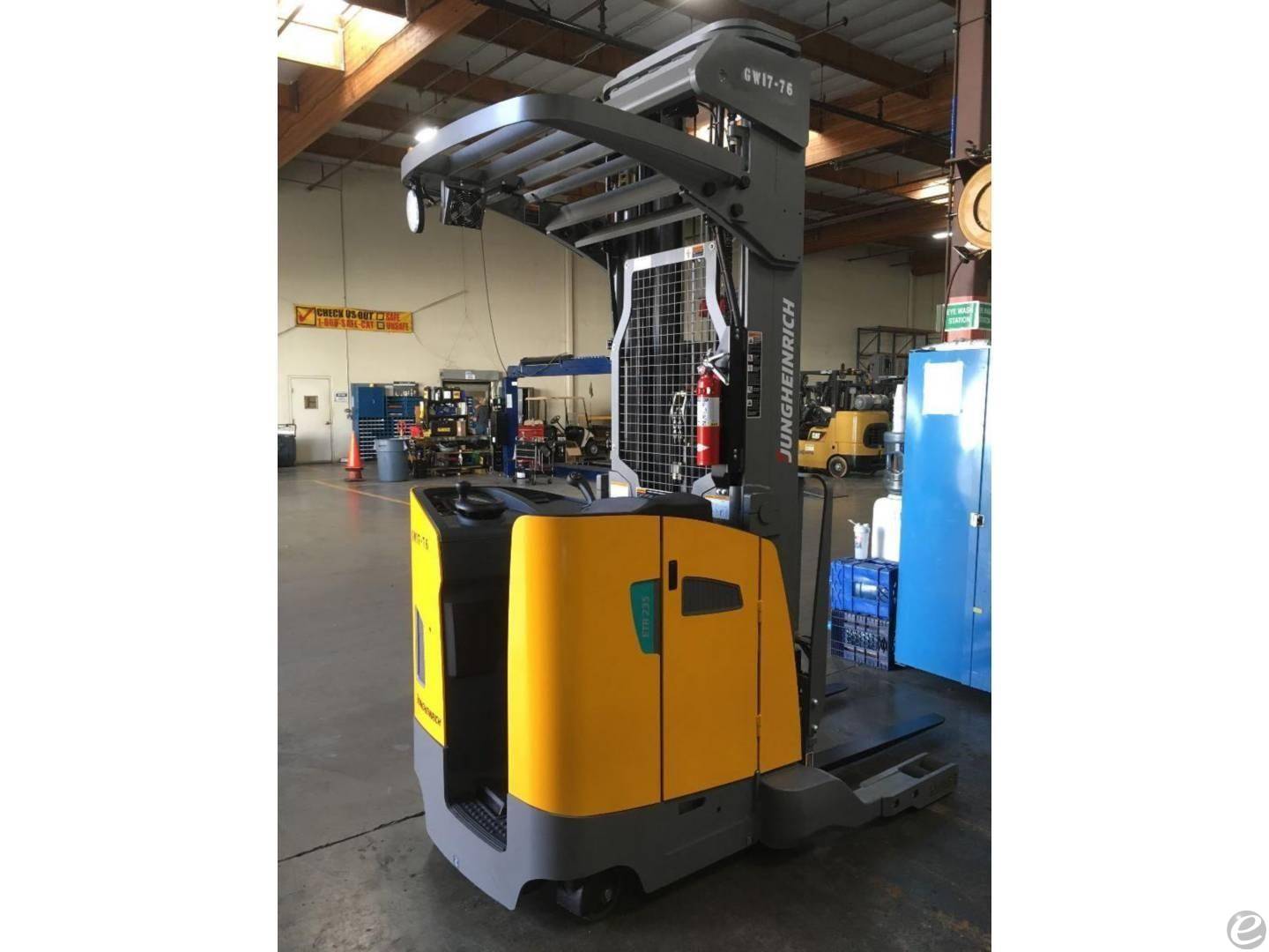 2017 Jungheinrich ETR235