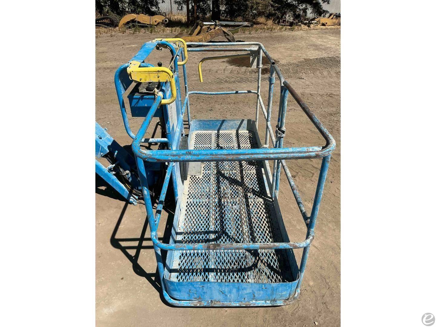 2014 Genie S45
