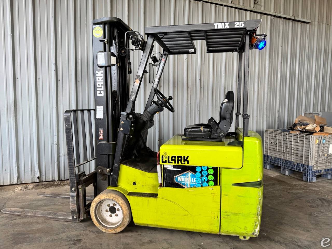 2016 Clark TMX25