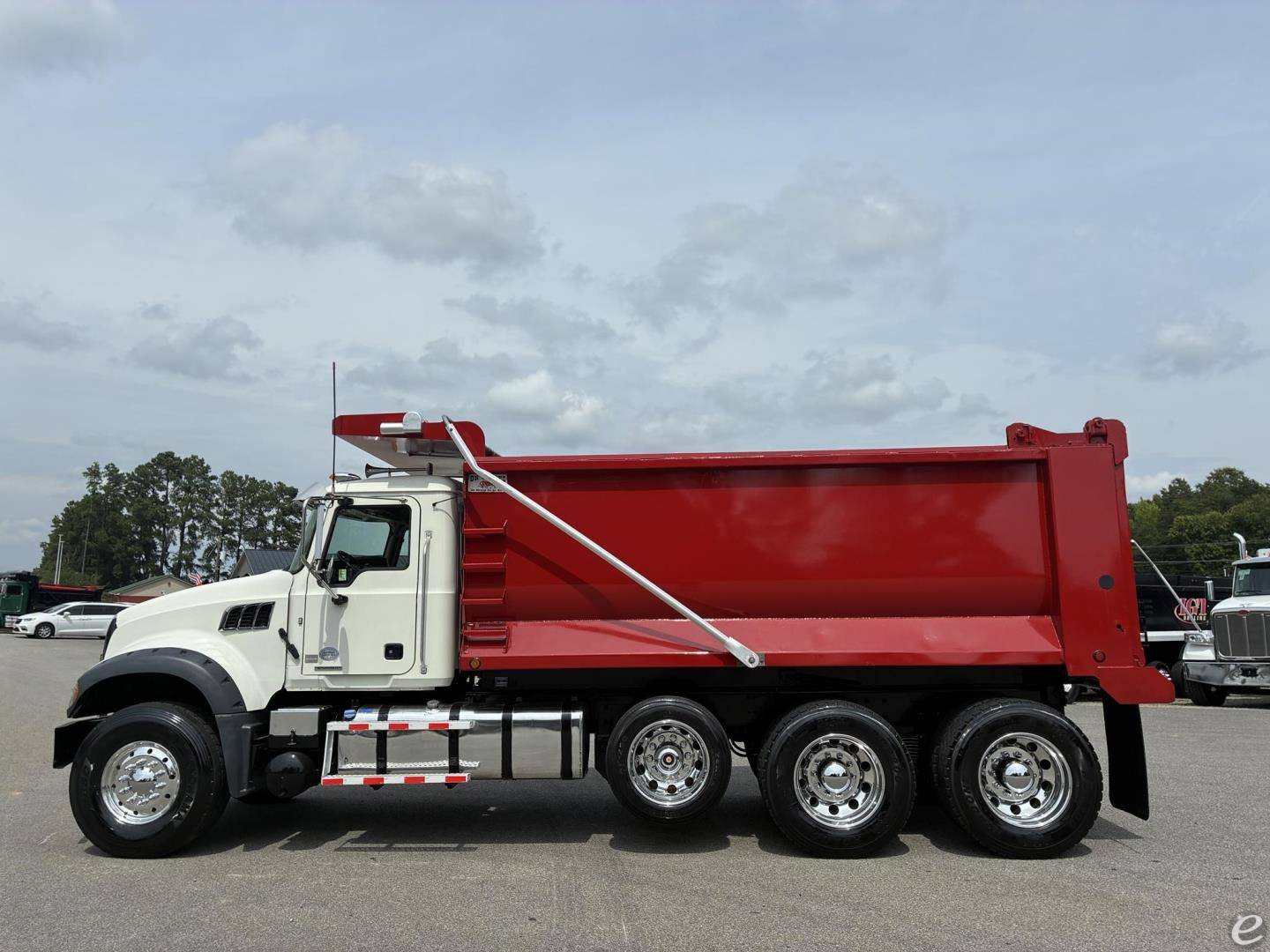 2020 Mack GRANITE 64FR