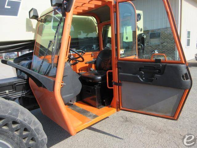 2012 JLG G12-55A