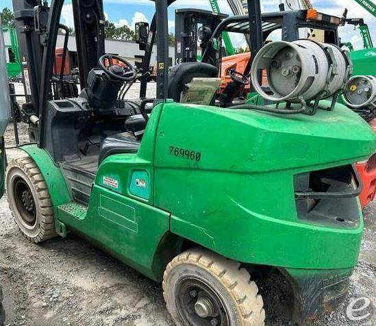 2015 Mitsubishi FG50K