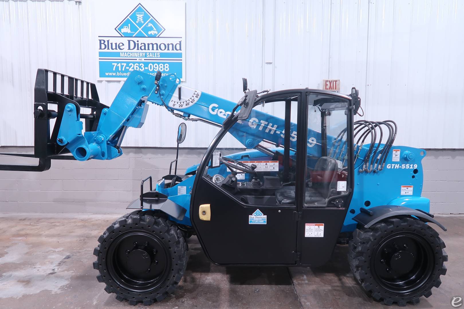 2015 Diesel Genie Telehandlers GTH5519 - 123Forklift