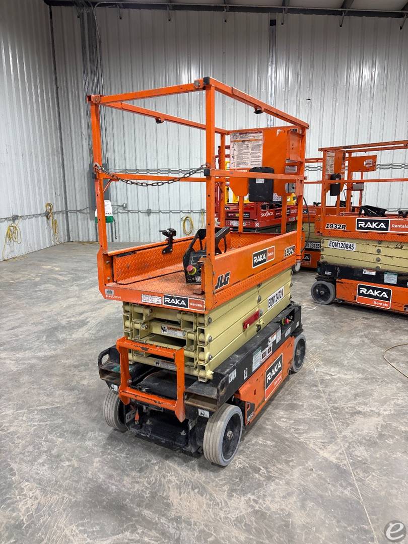 2020 JLG 1932R