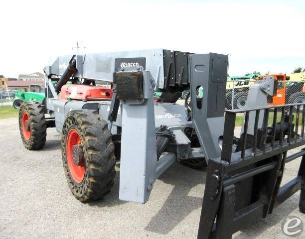 2014 Skyjack VR1056D