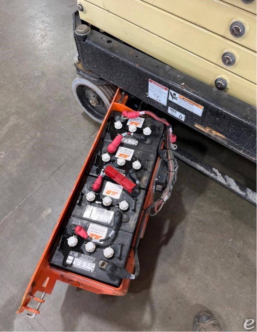 2021 JLG R1932i