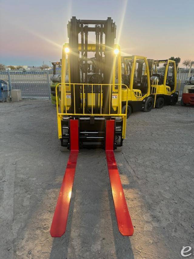 2018 Hyster H80FT LP Gas Forklift - 123Forklift
