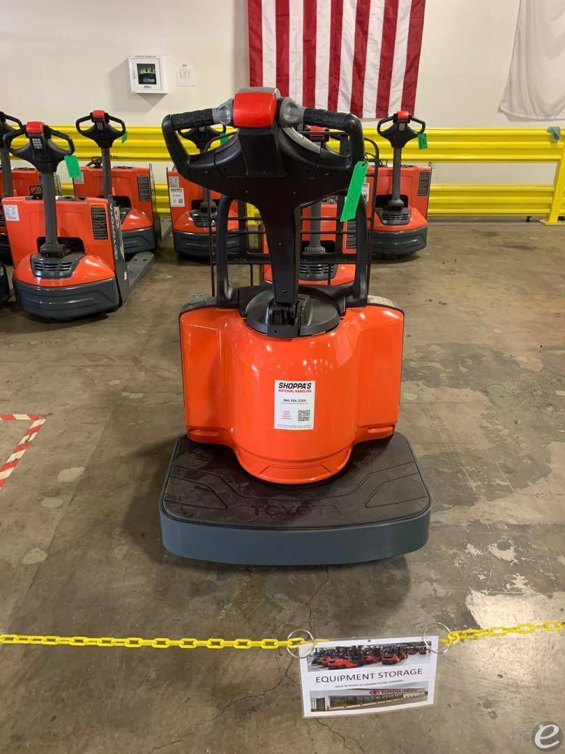 2017 Toyota 8HBE30 Electric Forklift - 123Forklift