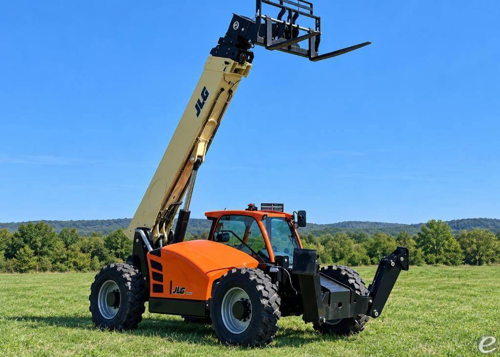 2026 JLG 1055